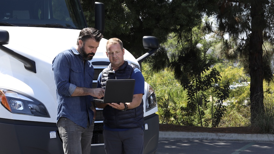 Lytx-Driver-Coaching-0228-v2.jpg Lytx-Driver-Coaching-0228-v2.jpg